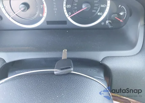 2011 Honda Accord 3.5 Ex-L из США, поврежденный, VIN 1HGCP3F86BA028231